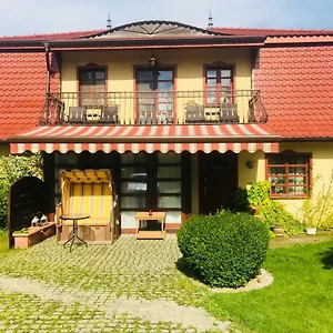  Apartment Field Polen